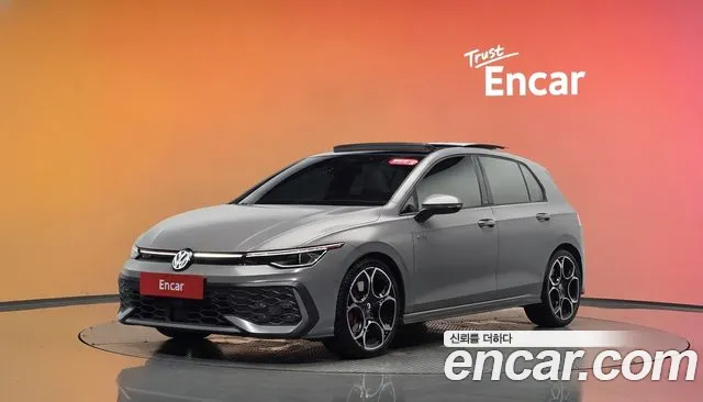 Volkswagen Golf 2025