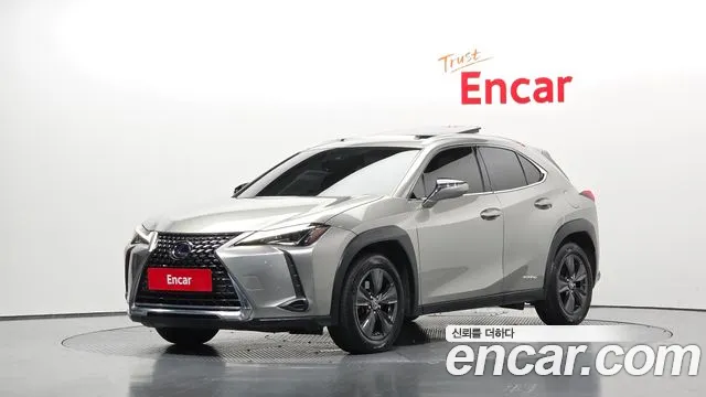 Lexus UX 2019