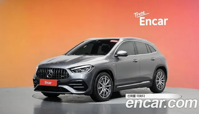 Mercedes-Benz GLA-Class 2021