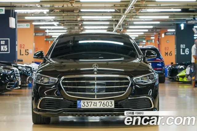 Mercedes-Benz S-Class 2022