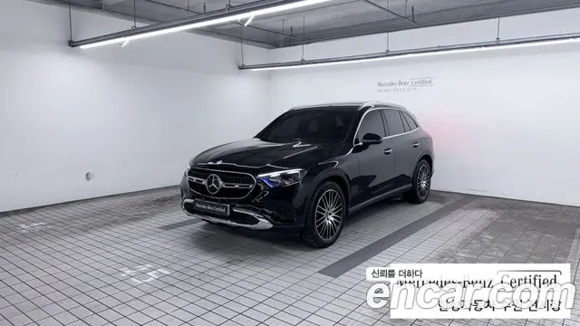Mercedes-Benz GLC-Class 2026