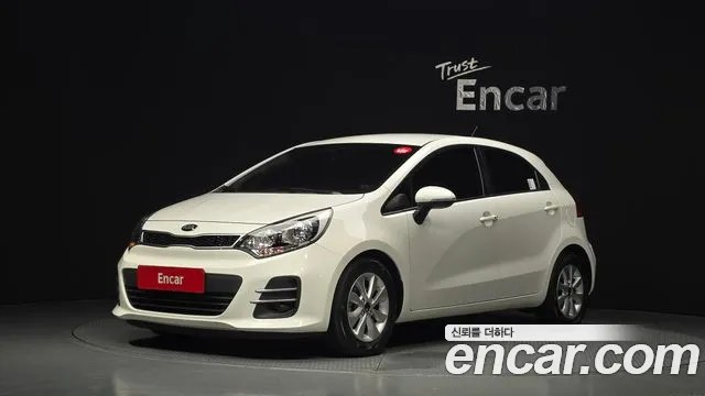 Kia pride 2015