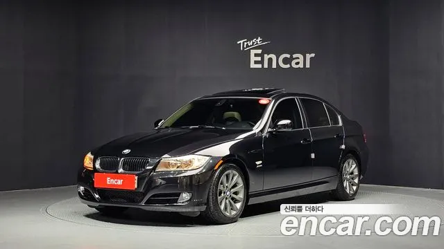 BMW 3-Series 2011