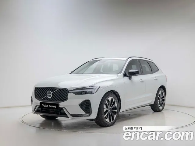 Volvo XC60 2025