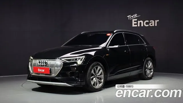 Audi e-tron 2022