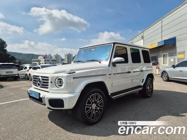 Mercedes-Benz G-Class 2025