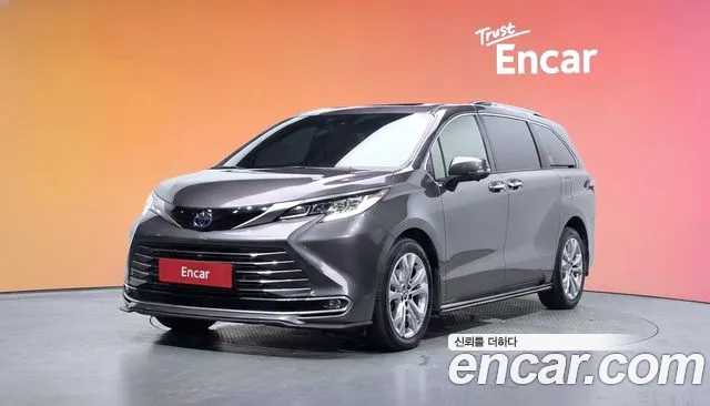 Toyota Sienna 2023