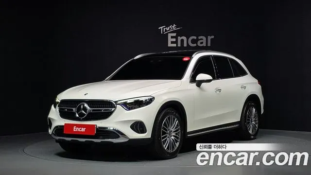 Mercedes-Benz GLC-Class 2025