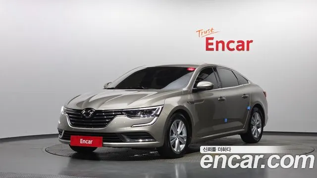 Renault SM6 2016