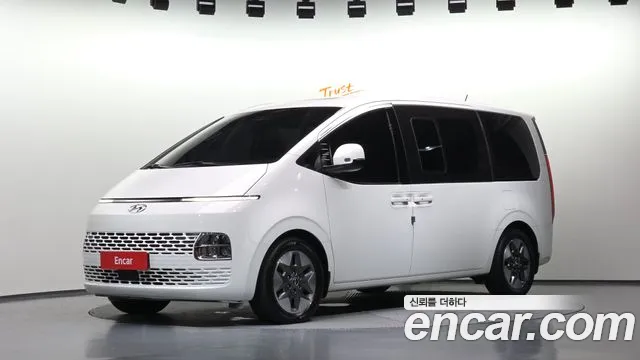 Hyundai Staria 2021