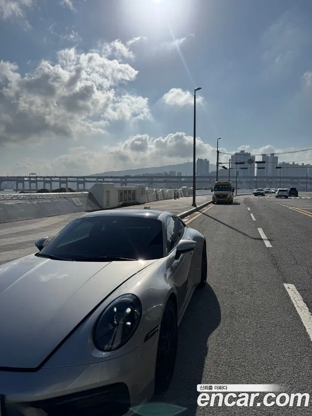 Porsche 911 2024
