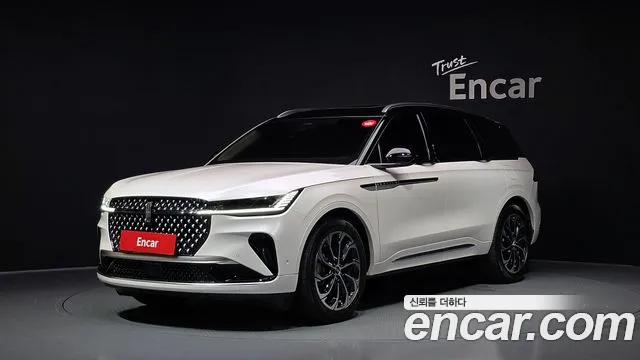 Lincoln Nautilus 2024