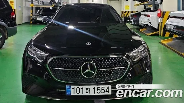 Mercedes-Benz E-Class 2025