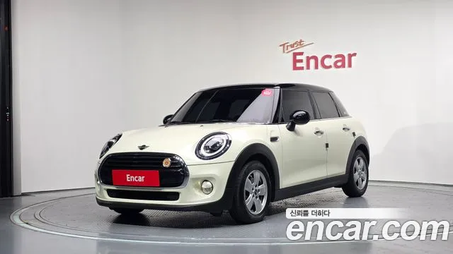 MINI Cooper 2018