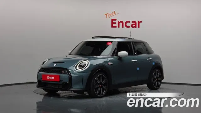 MINI Cooper 2023