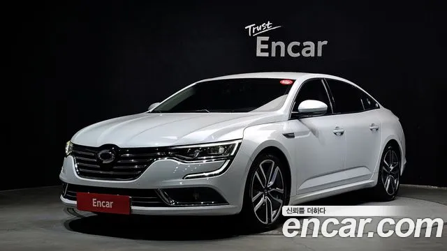Renault SM6 2016