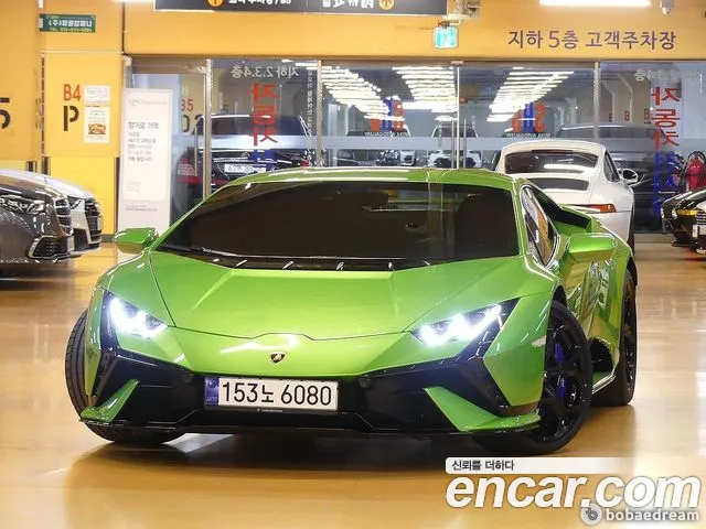 Lamborghini Huracan 2023
