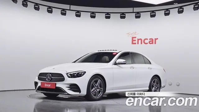 Mercedes-Benz E-Class 2023