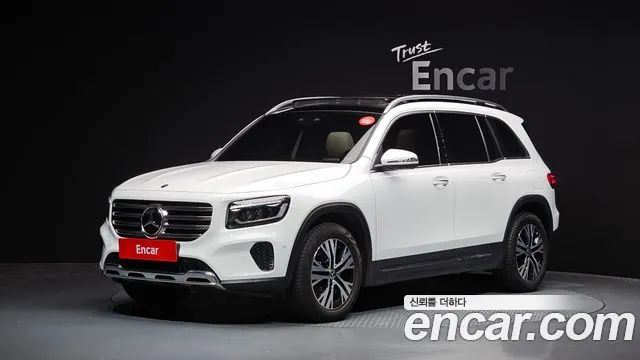 Mercedes-Benz GLB-Class 2024