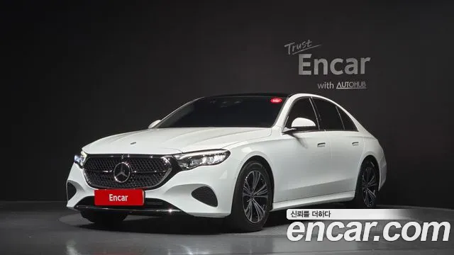 Mercedes-Benz E-Class 2024