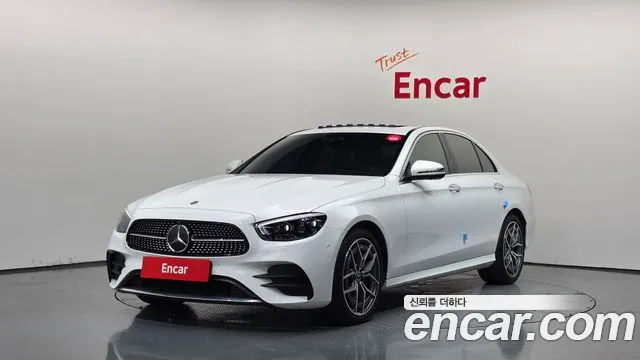Mercedes-Benz E-Class 2022