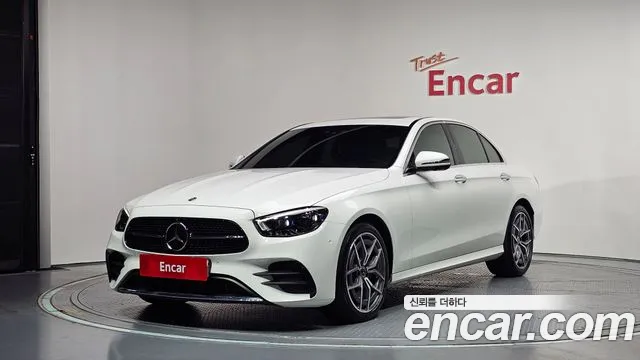 Mercedes-Benz E-Class 2023