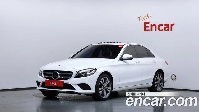 Mercedes-Benz C-Class 2021