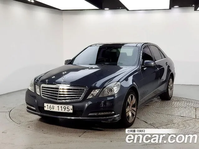 Mercedes-Benz E-Class 2010