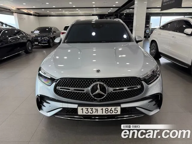 Mercedes-Benz GLC-Class 2025
