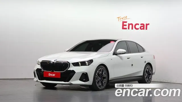 BMW i5 2024