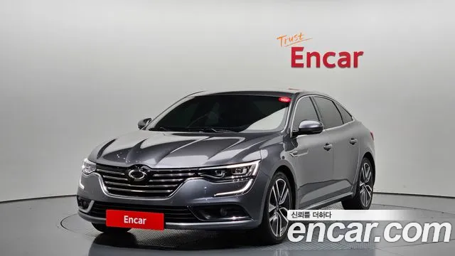 Renault SM6 2016