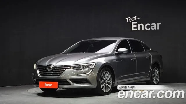 Renault SM6 2016