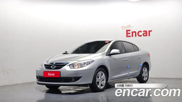 Renault SM3 2012