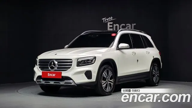 Mercedes-Benz GLB-Class 2024