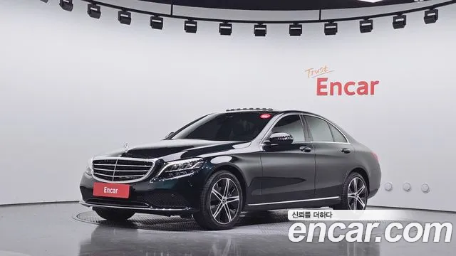 Mercedes-Benz C-Class 2019