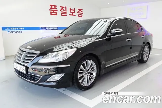 Hyundai Genesis 2013