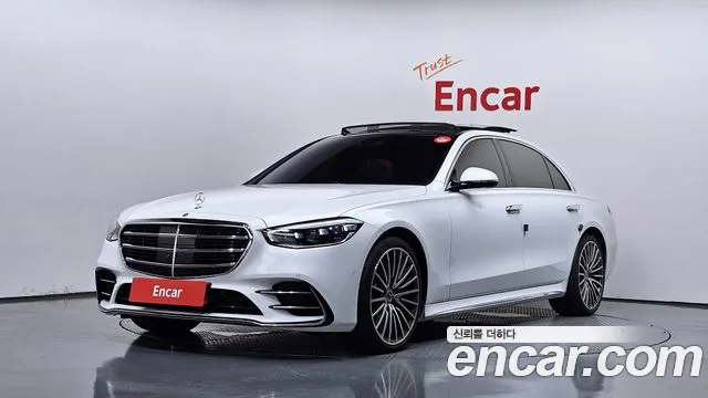Mercedes-Benz S-Class 2024