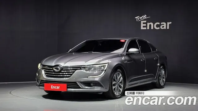 Renault SM6 2016