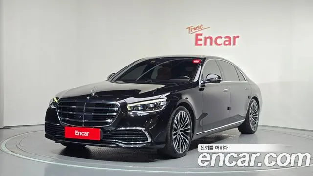 Mercedes-Benz S-Class 2021
