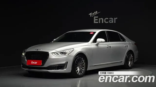 Genesis EQ900 2017
