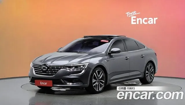 Renault SM6 2016