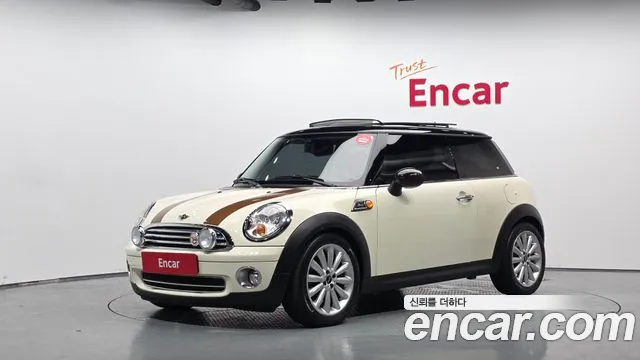 MINI Cooper 2010