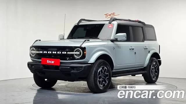 Ford Bronco 2022