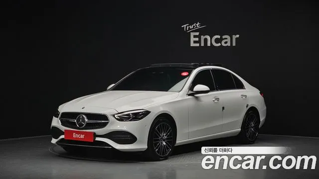Mercedes-Benz C-Class 2022
