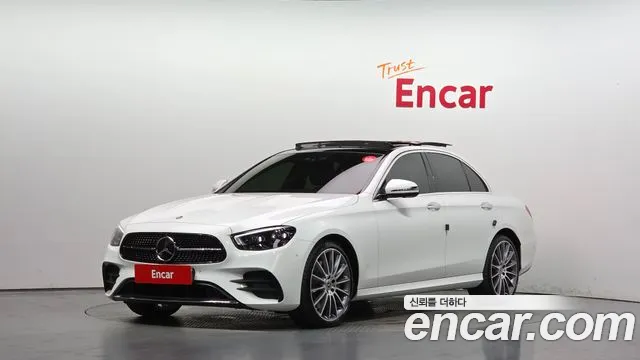 Mercedes-Benz E-Class 2022