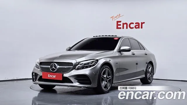 Mercedes-Benz C-Class 2020