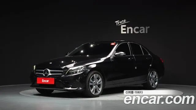 Mercedes-Benz C-Class 2021
