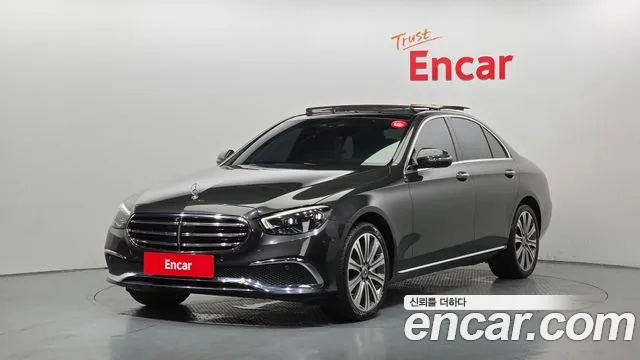 Mercedes-Benz E-Class 2021