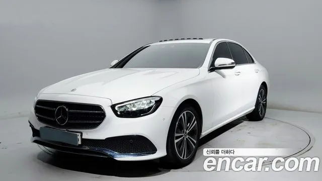 Mercedes-Benz E-Class 2021
