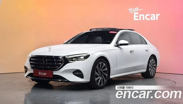Mercedes-Benz E-Class 2024